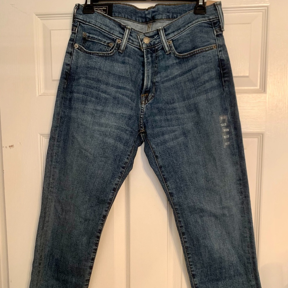 Abercrombie & Fitch Athletic Skinny Jeans Medium Wash Men’s 28x28 Brand New